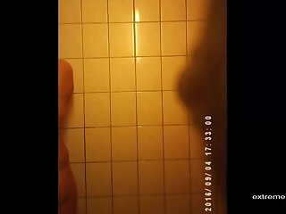 Austrian step sister 18 spied in shower